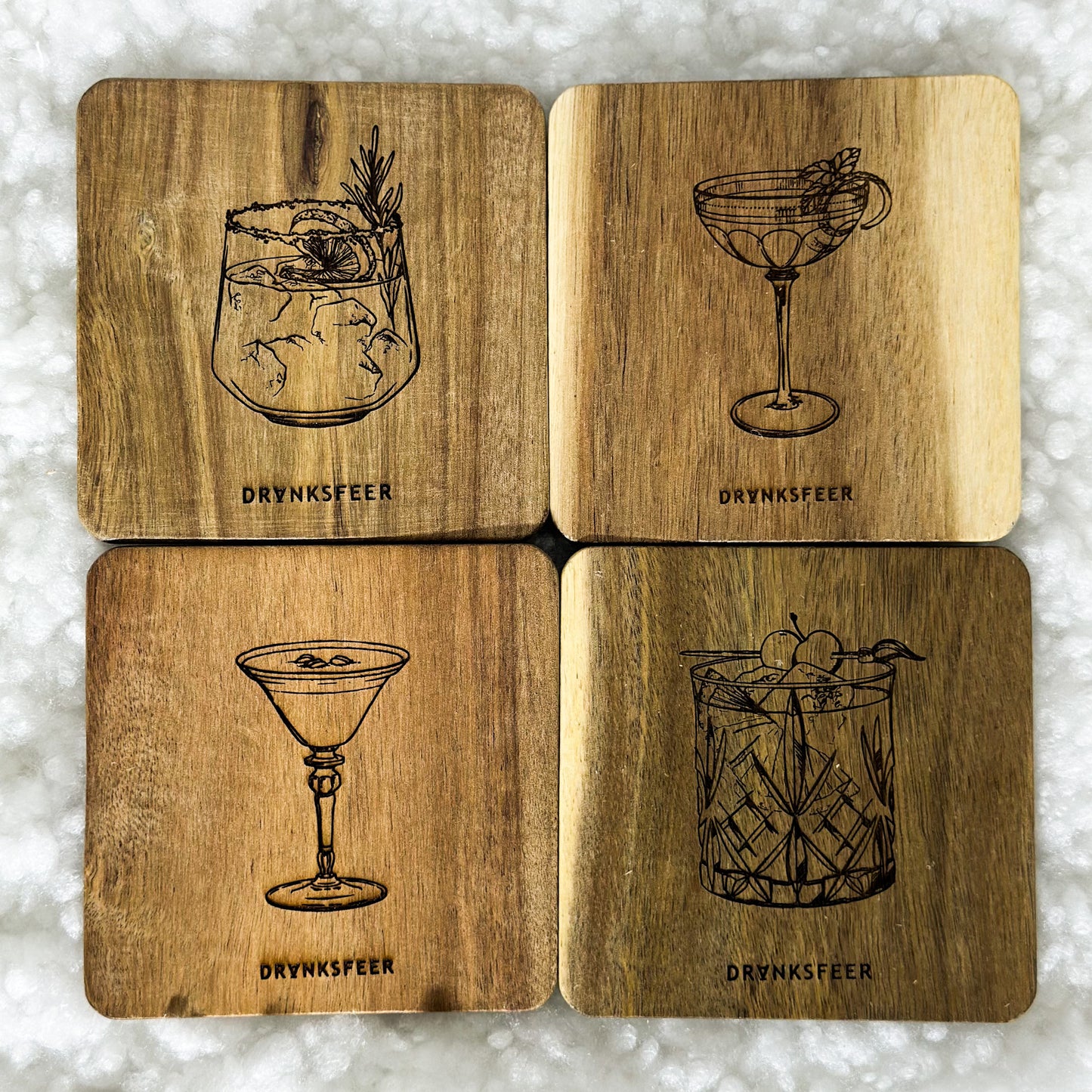 Luxe onderzetters bundel met cocktails erop gegrafeerd naar keuze, inclusief cadeauverpakking Ideaal als cadeau of verwenmoment!