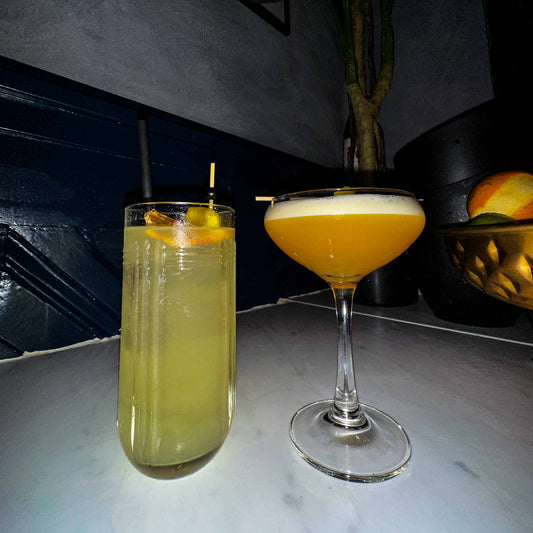 Cocktails drinken in Leiden. Cocktail Hotspots, Café Frank. Cocktailbar Leiden Zuid-Holland