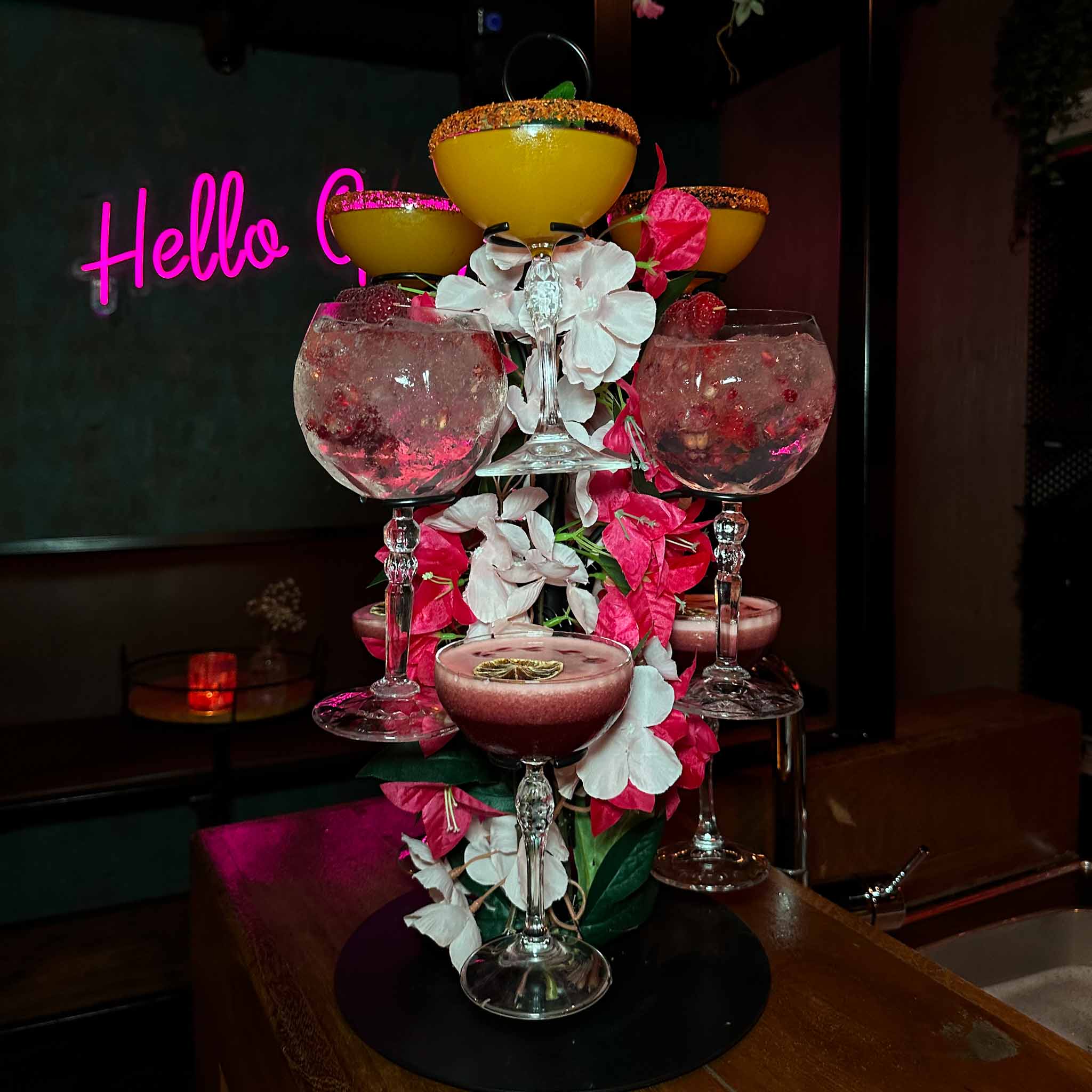 Cocktails drinken in Haarlem. Cocktail Hotspots, Bar Number 5. 
Cocktailbar Haarlem.