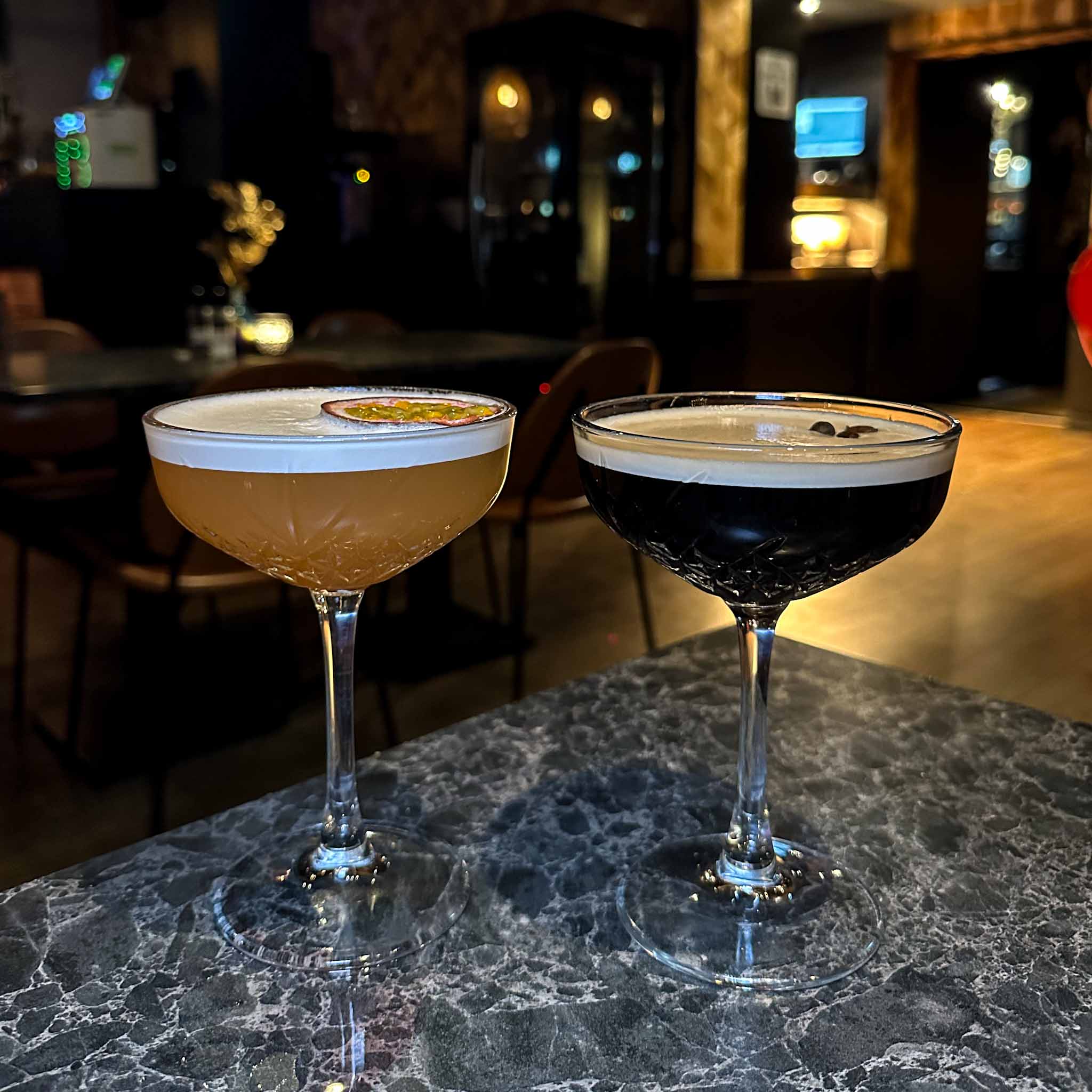 Cocktails drinken in Hengelo. Cocktail Hotspots, Stravinsky. Hotel Twente Overijsel