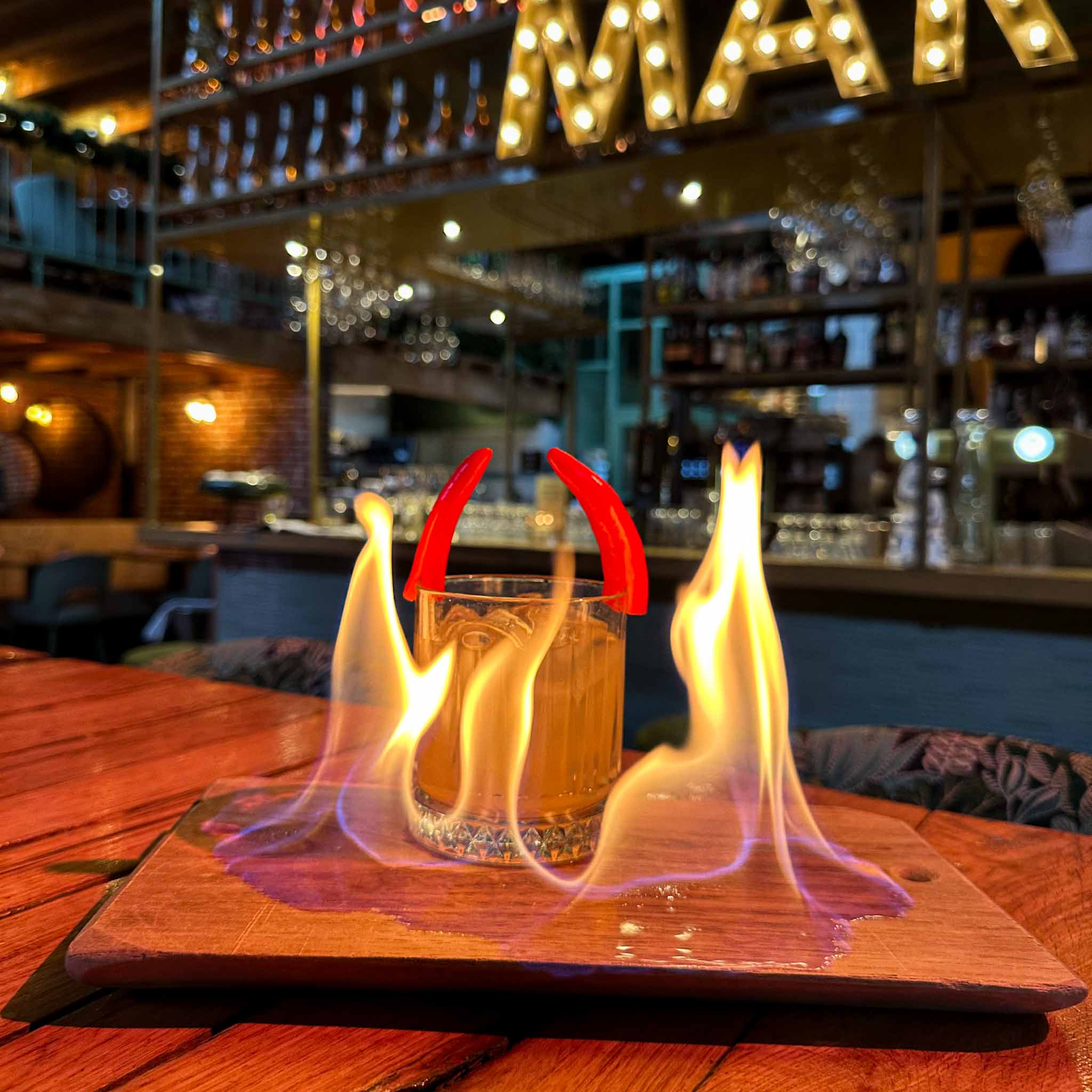 Cocktails drinken in Tilburg. 
Cocktail Hotspots, Jaxx Marina
Cocktailbar Tilburg