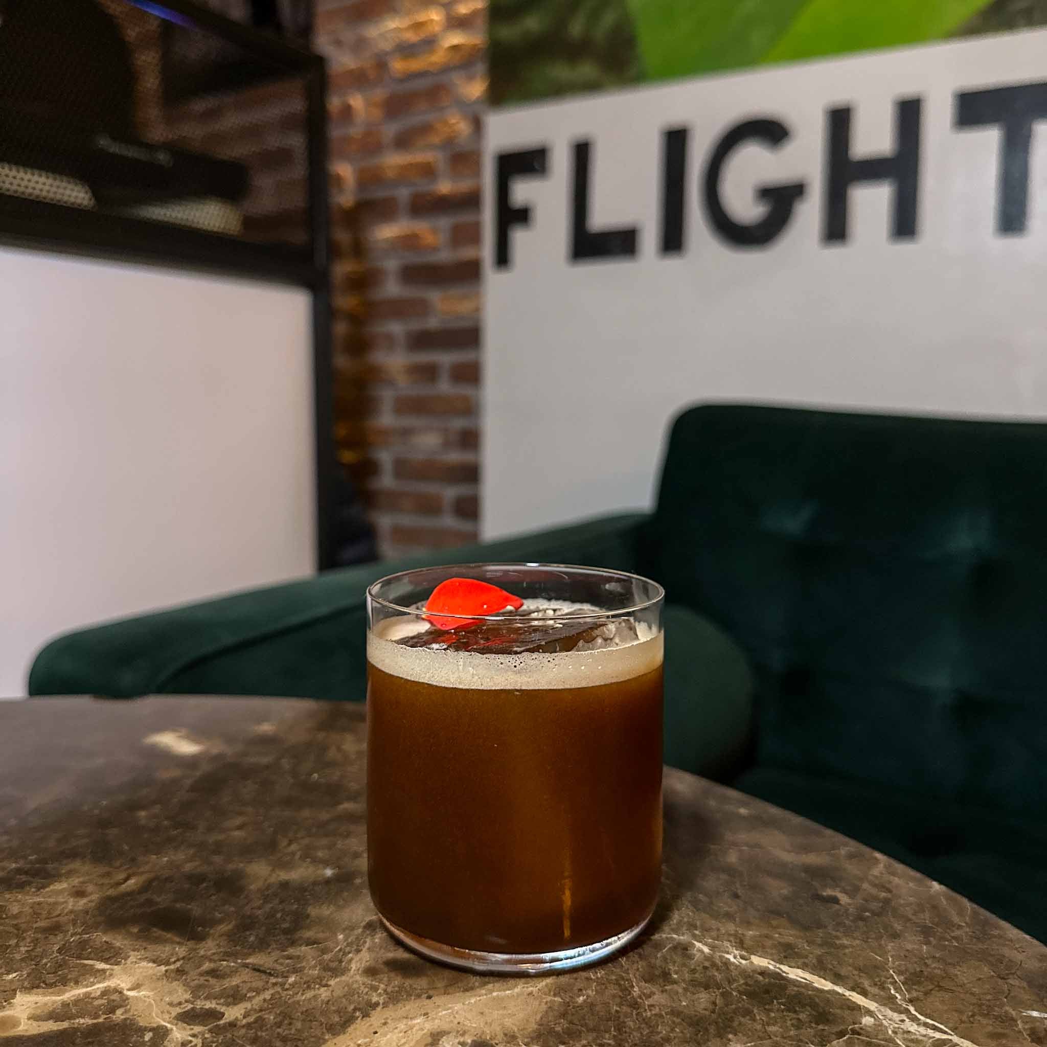 Creatieve cocktailbar Sumventure Flightbar in Utrecht met flights van seizoenscocktails tijdens Utrecht Cocktail Week.